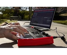 AKAI MPK Mini Play MK3 klaviatūra, juoda/raudona