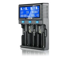 everActive profesionalus 4 x Ličio ir AA/AAA/C/D/9V Ni-MH akumuliatorių kroviklis UC4200