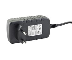 Oem Impulsinis maitinimo šaltinis 5V/4A - DC 5.5/2.1mm