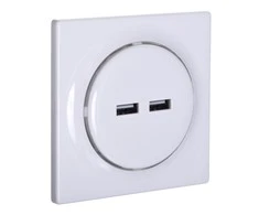 USB šakotuvas – „Fibaro Walli N“ 2 USB šakotuvai