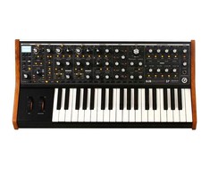 Sintezatorius - Moog Subsequent 37 3 VCOs Juoda/Mediena