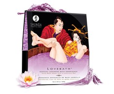 Shunga - Lovebath Sensual Lotus vonios druska 650 g.