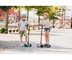 Scoot and Ride Scoot &amp; Ride Highwaykick 5 LED Forest