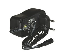 IBOX UNIVERSALUS MAITINIMAS 1A. 6 kištukai