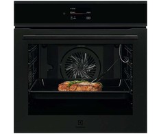 Orkaitė Electrolux EOE9P3XT