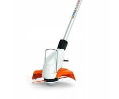 Lengva akumuliatorinė žoliapjovė STIHL FSA 45 su valu ir ašmenimis