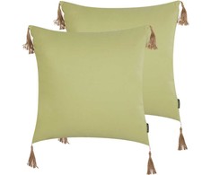 Beliani Rinkinys 2 dekoratyvinės pagalvės CHMISTAR 45 x 45 cm Žalias Solid
