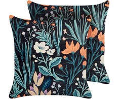 Beliani Lumarko 2 dekoratyvinės aksominės pagalvės su gėlėmis 45 x 45 cm juodos ir žalios spalvos OSMUNDA!