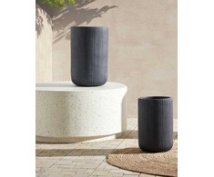 Beliani Doniczka 30 cm juoda EANTIO