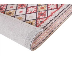 Beliani Kilimas ANADAG raudonas 80 x 150 cm medvilninis