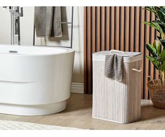 Beliani Krepšys KOMARI Bamboo Wood Šviesiai pilka