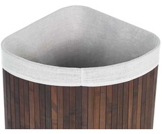 Beliani Krepšys MATARA Bamboo Wood Tamsiai Ruda