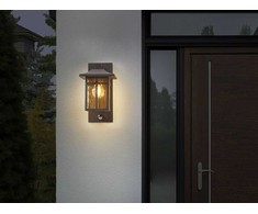 Beliani Lampa ścienna ogrodowa TEVIOT Z judesio jutikliu Juodas
