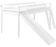 Beliani Dviaukštė lova su čiuožykla iš pušies medienos STAPLE, 90 x 200 cm, balta