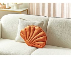 Beliani dekoratyvinė pagalvė CONSOLIDA Velvet 47 x 35 cm Oranžinė uniforma