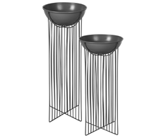 Beliani 2 vazonų su kojelėmis rinkinys FICARIA Metal 22 cm Juodas