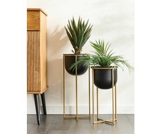 Beliani 2 vazonų rinkinys su kojelėmis THUJA metalinis 21 cm juodas