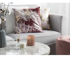 Beliani Shumee 2 dekoratyvinių pagalvių rinkinys delne 45 x 45 cm Burgundy CALLA
