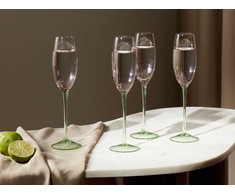 Beliani Rinkinys 4 kieliszków do szampana flet DIOPSIDE 200 ml Rožinė