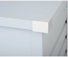 Beliani Sodo dėžė CEBROSA 132 cm 62 cm šviesiai pilka