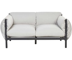 Beliani ESPERIA dvivietė šviesiai pilka sodo sofa