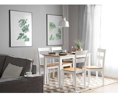 Beliani Valgomojo stalas GEORGIA šviesaus ąžuolo spalvos 110 cm 60 cm