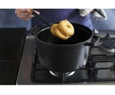 Zwilling STAUB Apvalus aukštas ketaus puodas LA COCOTTE 4,8 l, juodas