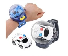 Laikrodžiu valdomas RC automobilis (Baltas)