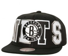 Mitchell &amp; Ness Varsity Bust Snapback Brooklyn Nets HHSS6461-BNEYYPPPBLCK