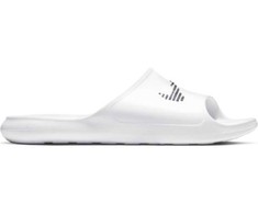 Nike Victori One M CZ5478-100 Šlepetės