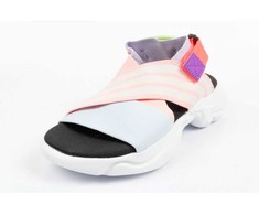 Adidas Magmur basutės moterims FV1214