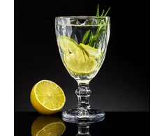 Deimantinė vyno taurė 340 ml AMBITION