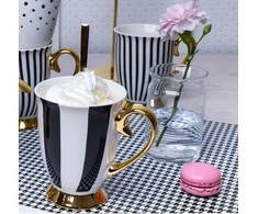 Diana auksinis porcelianinis puodelis 300 ml AMBITION juostelės