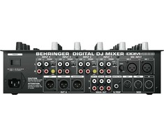 Behringer DDM4000 garsų maišiklis 5 kanalai