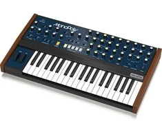 Behringer Monopoly – analoginis sintezatorius