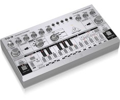 Behringer TD-3-SR bosų sintezatorius, sidabrinis