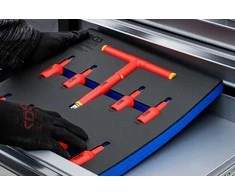 Bgs Technic Įrankių dėklas 2/3: VDE įpresuotų antgalių rinkinys | 12,5 mm (1/2") | T-Star (Torx) T20 - T55 | 10 vnt. (70217)