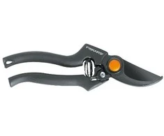 FISKARS Sekatorius profesionalus P90 (1001530)