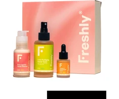 Freshly Cosmetics Freshly Vitamin C Essential Routine veido priežiūros rinkinys (tonikas, 100 ml + prausiklis, 50 ml + serumas, 15 ml)