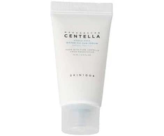 Skin1004 MADAGASCAR CENTELLA sérum solar water-fit hyalu-cica SPF50+ 15 ml