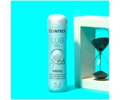 „Control Infinity“ drėkinamasis gelis 75 ml