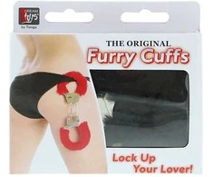 DREAM TOYS HANDCUFFS WITH PLUSH Juodas