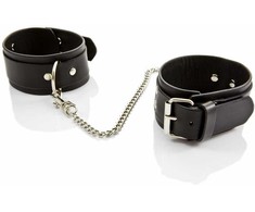 Whips Collections Handcuffs - whips handcuffs vyrams kojoms