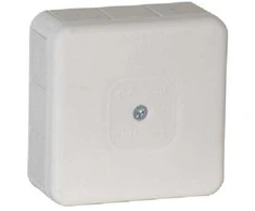 Tuščia ant paviršiaus montuojama dėžutė su 12 įvadų VIPLAST VP-31 Baltas IP55 85x85x37mm 031-01