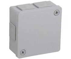 Tuščia ant paviršiaus montuojama dėžutė su 6 įvadais VIPLAST VP-22 Pilkas IP55 86x86x40mm 022-03