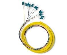 Qoltec 12 x LC/UPC šviesolaidinė košė | Vienmodis | G657A2 | 2 m