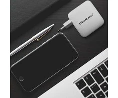 Adapteris Įkroviklis tinklo 140w gan 5-20v 2.5-5a 3 x usb-c pd 1 usb qc 3.0 baltas Qoltec