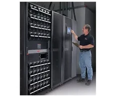 APC suplanuota surinkimo paslauga Symmetra PX 112/128 kW UPS pirmam XR rėmui