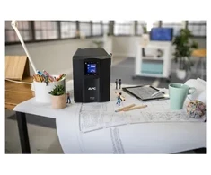 APC Smart-UPS C 1500VA LCD nepertraukiamo maitinimo šaltinis AC 230V 900 vatų 1500VA USB išvesties jungtys 8 Juodas su APC SmartConnect