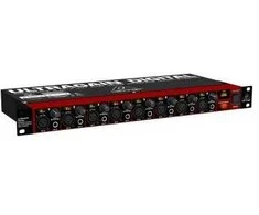 Behringer ADA8200 - Garso keitiklis